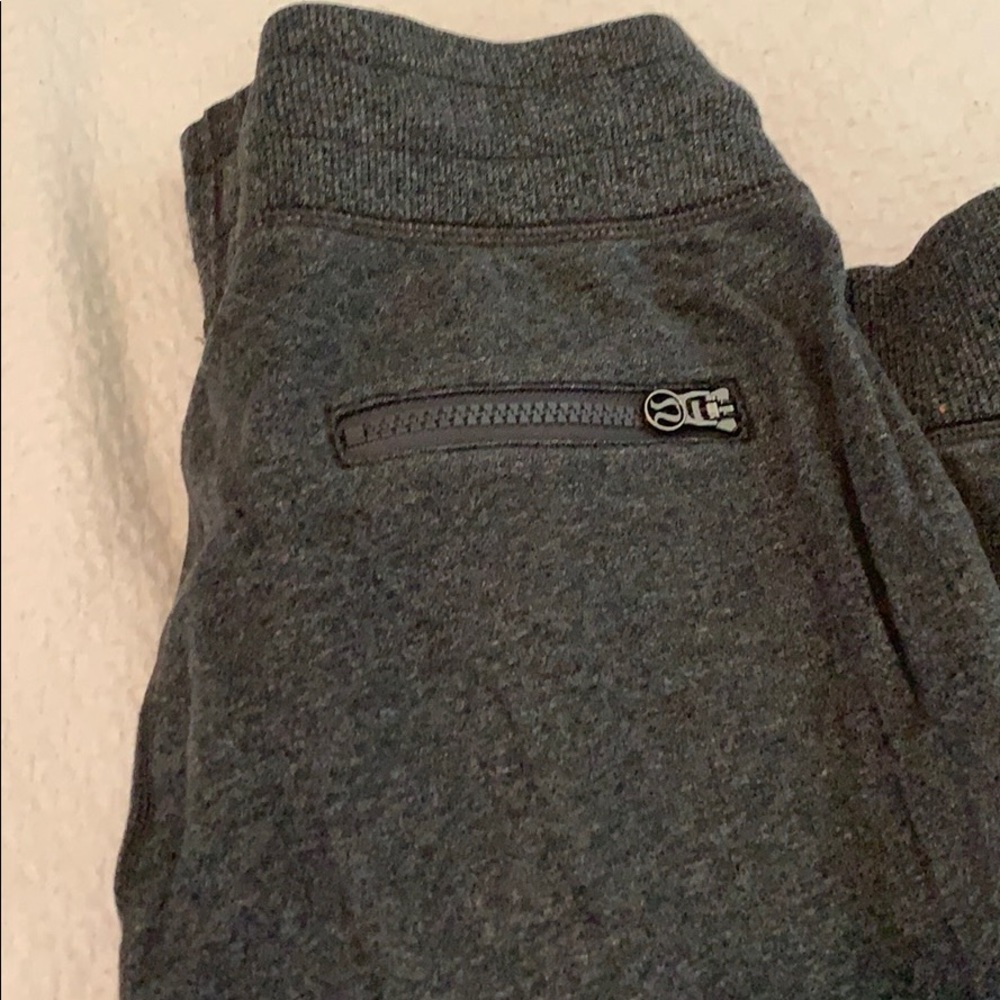 Lululemon On the Fly Joggers